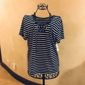 Old Navy Casual Fit V-Neck Tee Shirt, NWT